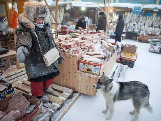 ：全村约900人苹果30块1个1斤牛肉10多元凯发K8旗舰店APP西伯利亚-63℃C小卖部(图9)